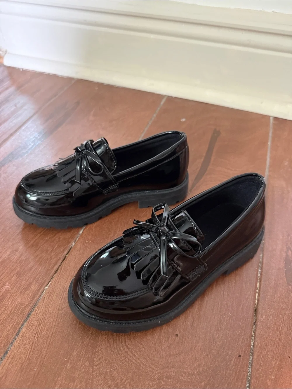 NEW Kids Black Patent Loafers with Fringe and Bow